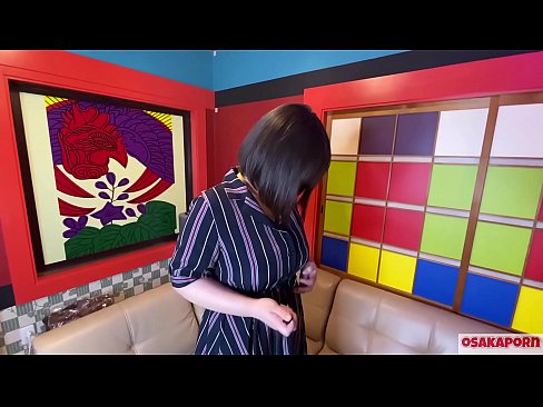 ❤️ Japonská kráska s veľkými prsiami masturbuje so sexuálnymi hračkami a má orgazmus. V rozhovore hovorí o svojich skúsenostiach so šukaním. Obrovské kozy a chlpatá kundička hlasno stonajú. Osakaporn Šukanie na porno sk.pornpics-de.ru ❌❤